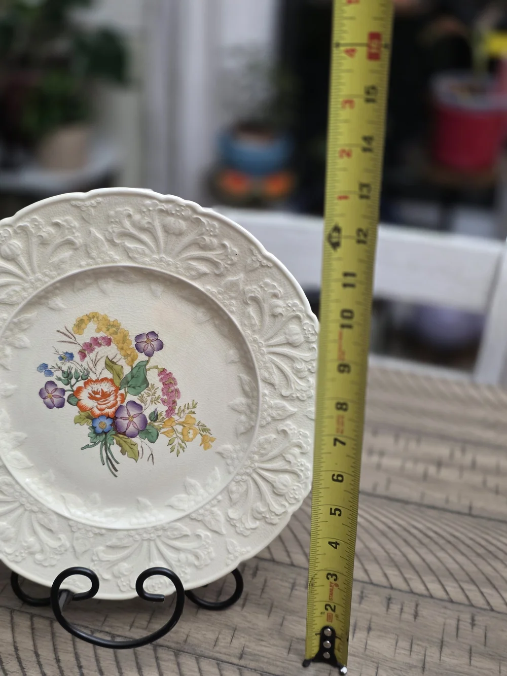 N/A cream embossed